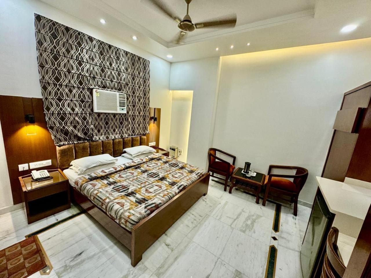 Hotel C Park - Karol Bagh, New Delhi Exterior photo