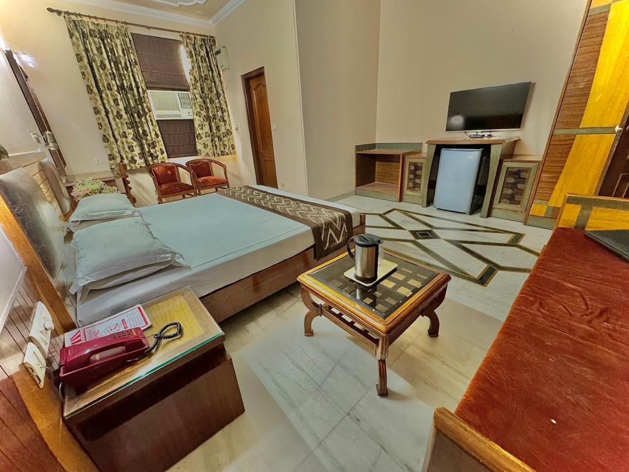 Hotel C Park - Karol Bagh, New Delhi Exterior photo